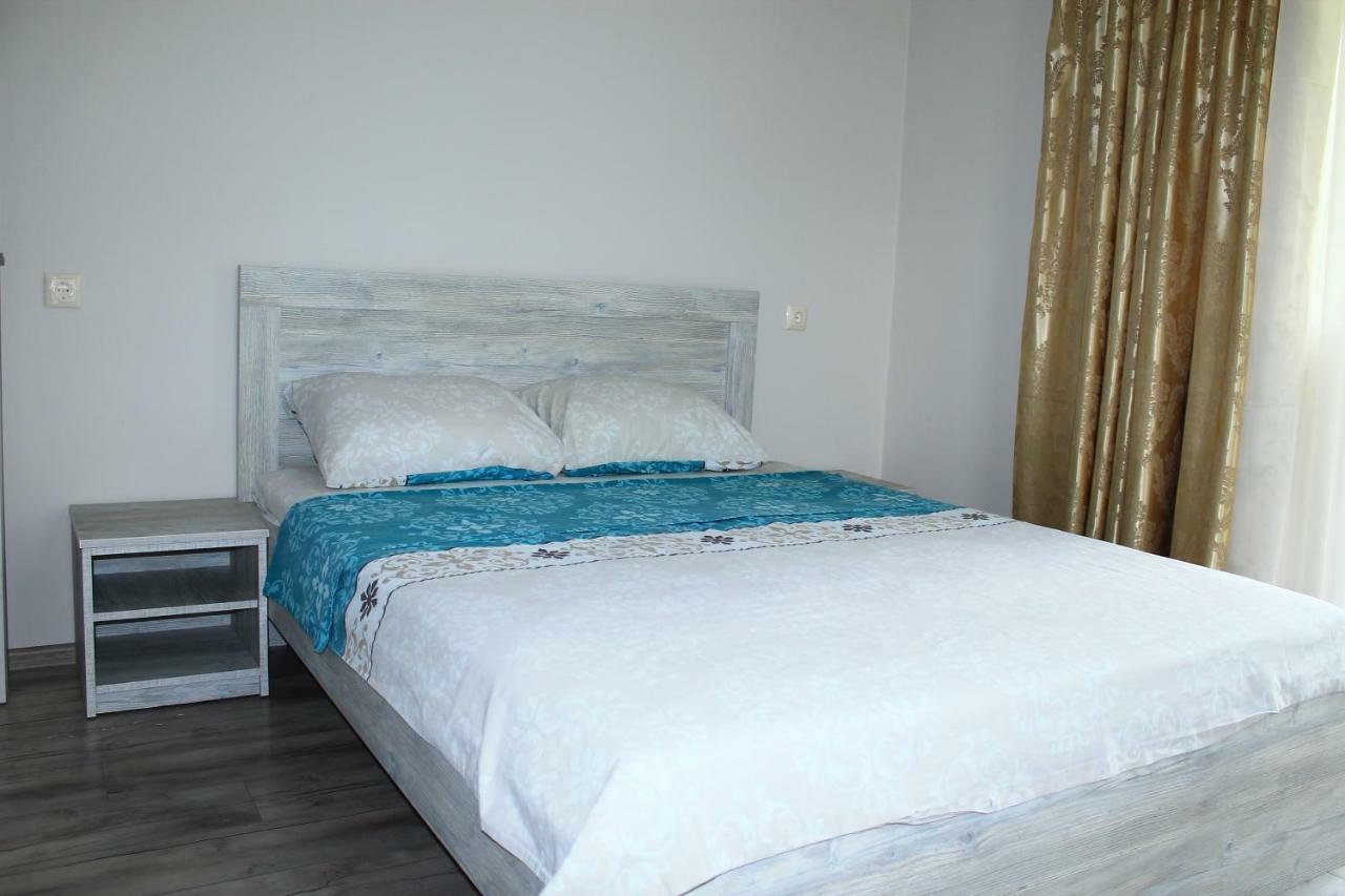 Tedo'S Guest House Makhinjauri Phòng bức ảnh